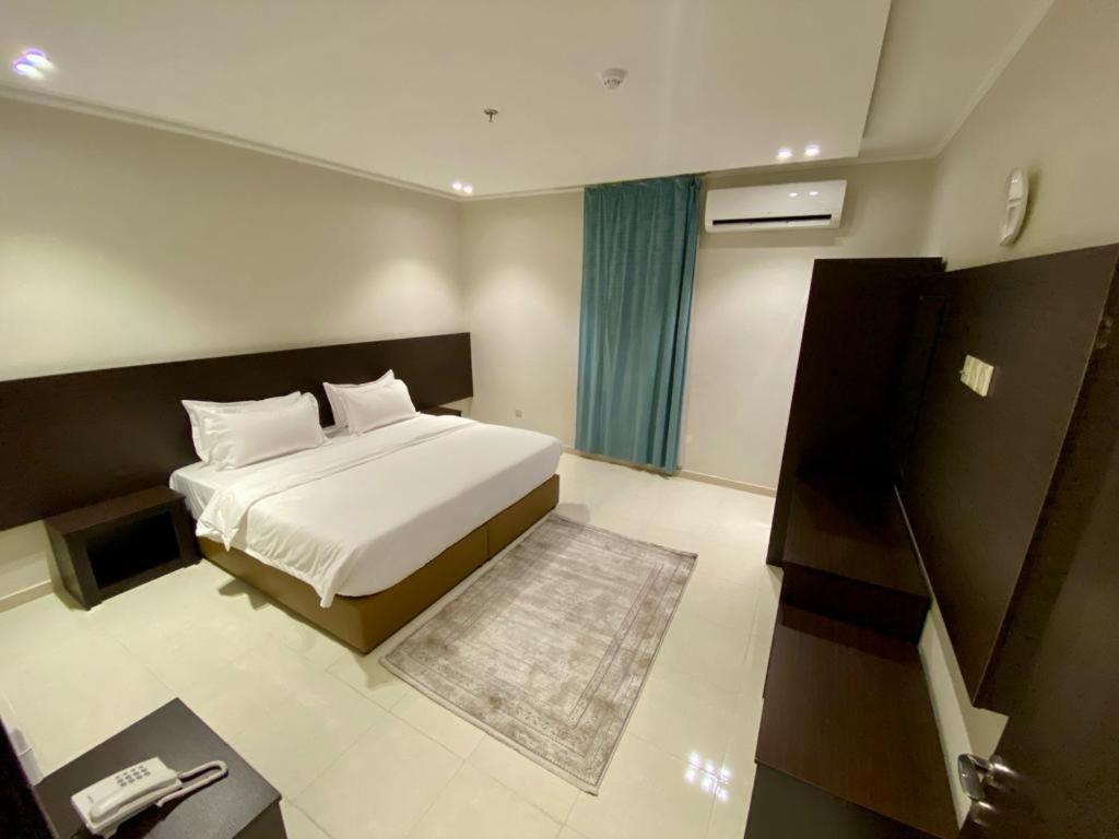 Zmroud Al-morouj Apartment